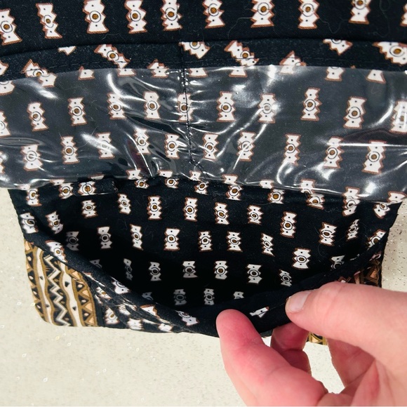 VINTAGE~Vera Bradley Tri-Fold Wallet in the retired "Zebra” Print~Clean‎ - Picture 14 of 16